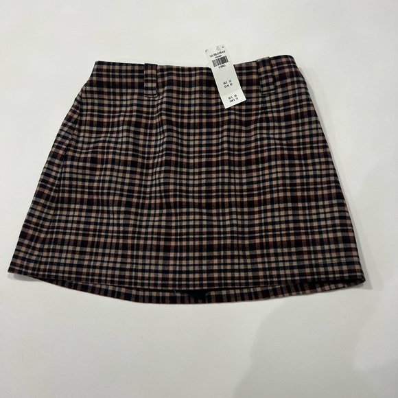 Abercrombie plaid skirt - Picture 2 of 6